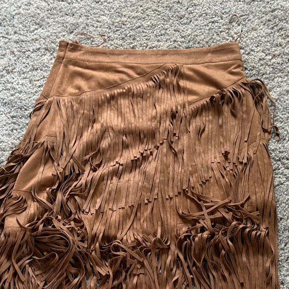 Stylish Tan Fringed Mini Skirt - Picture 3 of 5